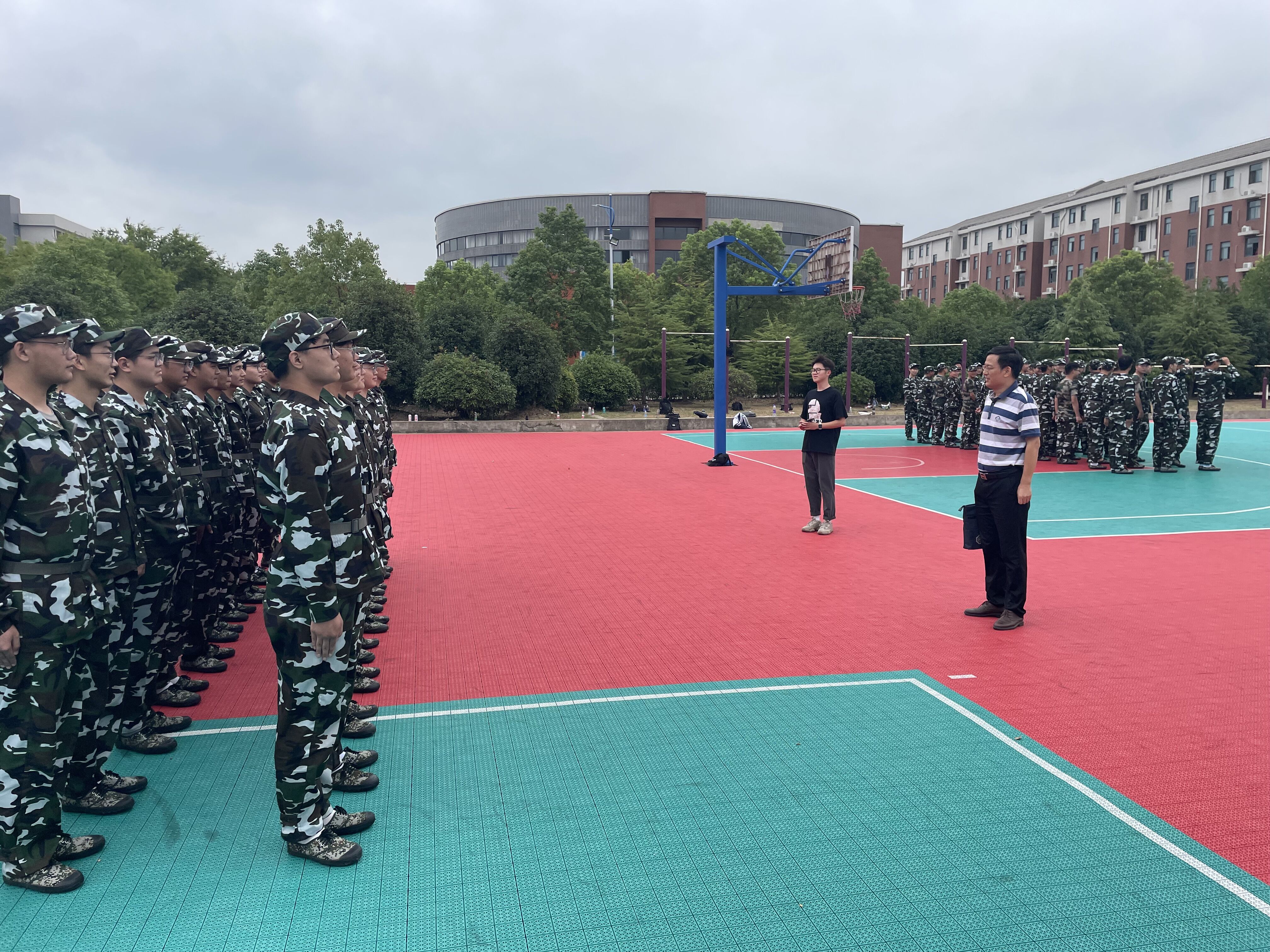 <strong>情系郑蒲港 共同谋发展</strong>