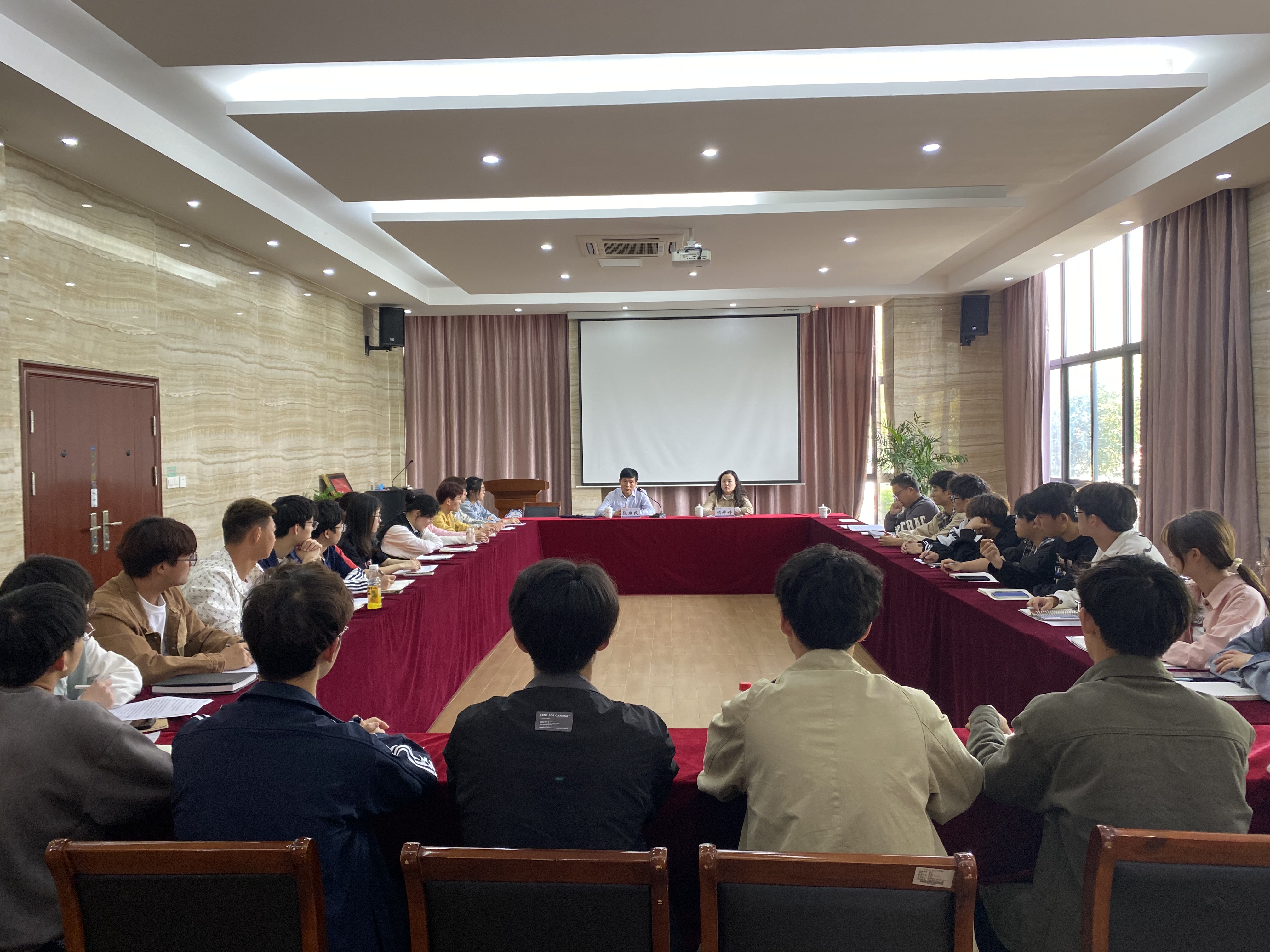 机械工程学院领导调研新利体育在线官网首页登录入口学生工作