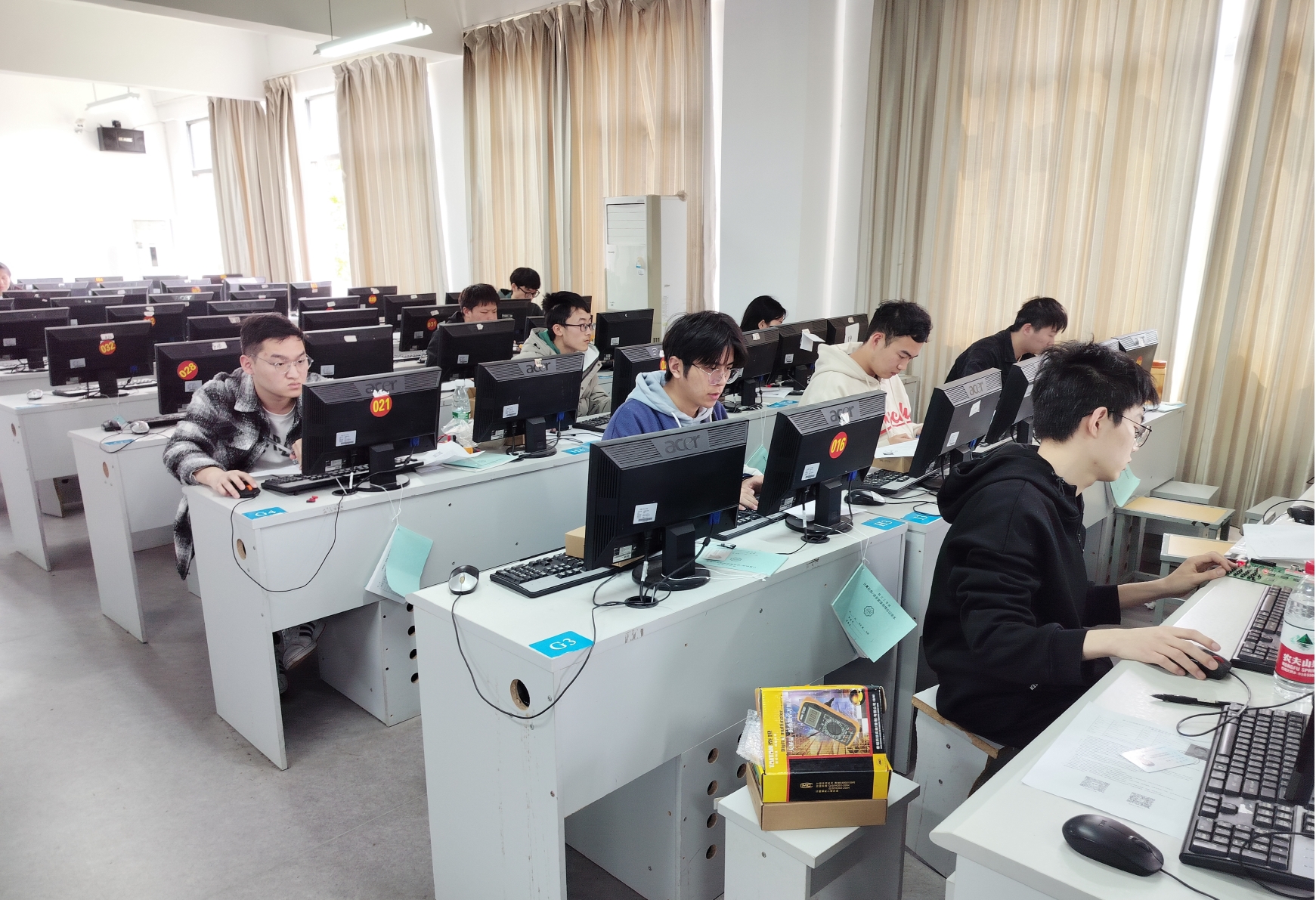 “青春无畏，逐梦扬威” ——第十四届蓝桥杯在马高校选手齐聚18新利怎样赛点开展比赛