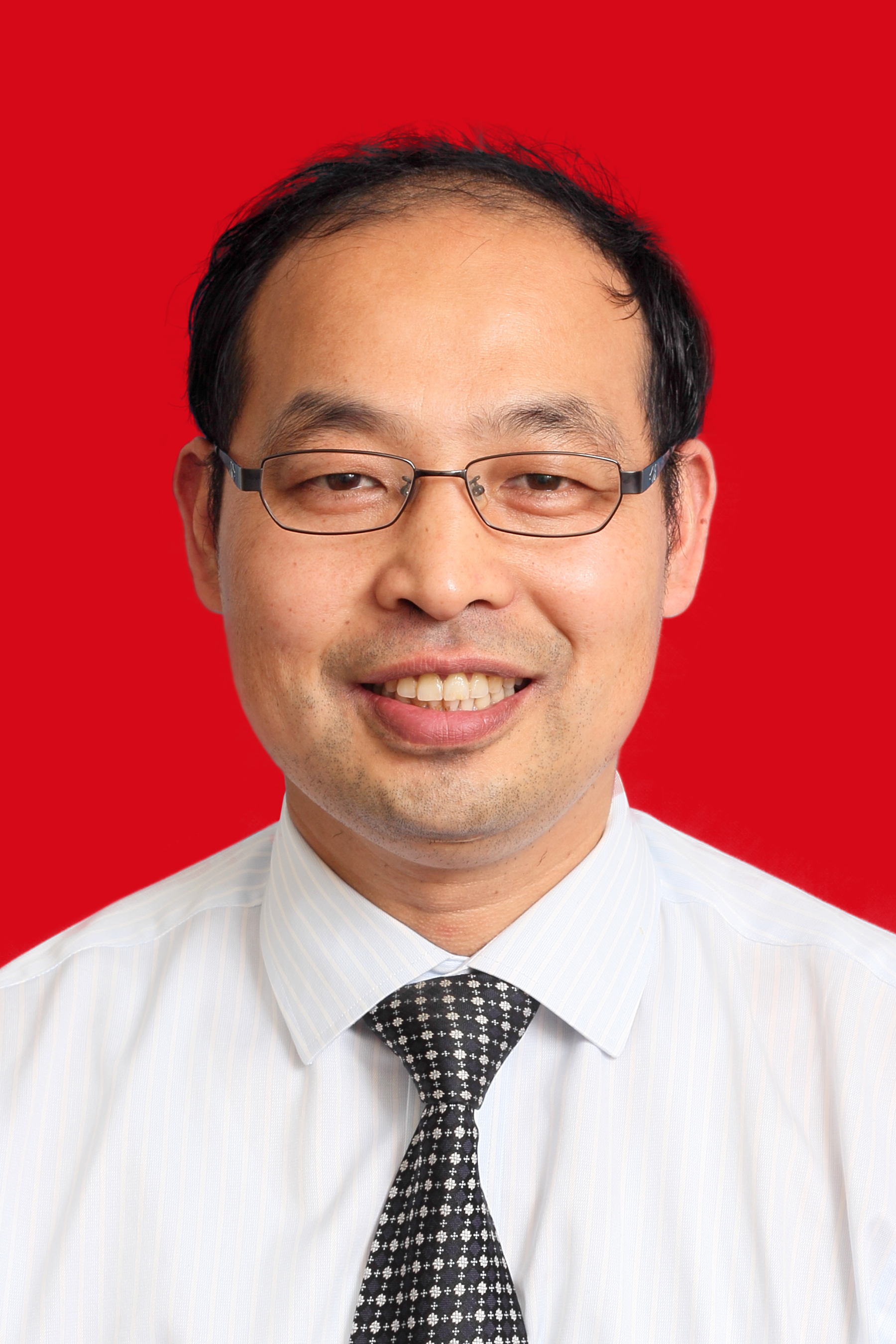 <strong>许捍卫</strong>