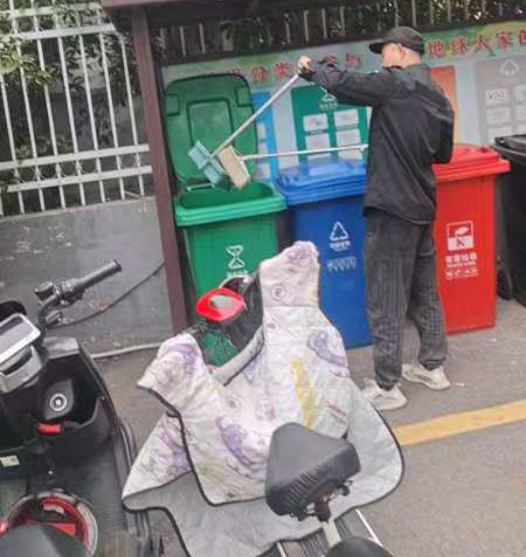 <strong>暑期“三下乡”社会实践（十五）：深耕基层沃土，践行青年使命</strong>