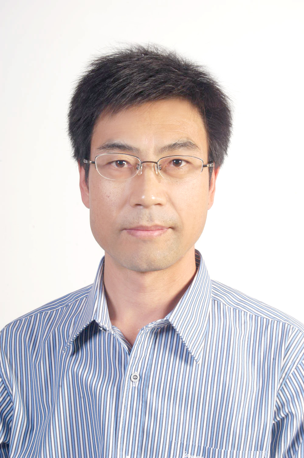 <strong>田林亚</strong>