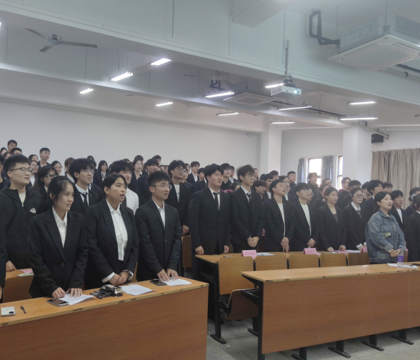 青春正当时，奋进新征程——电信院第三次学生代表大会圆满结束